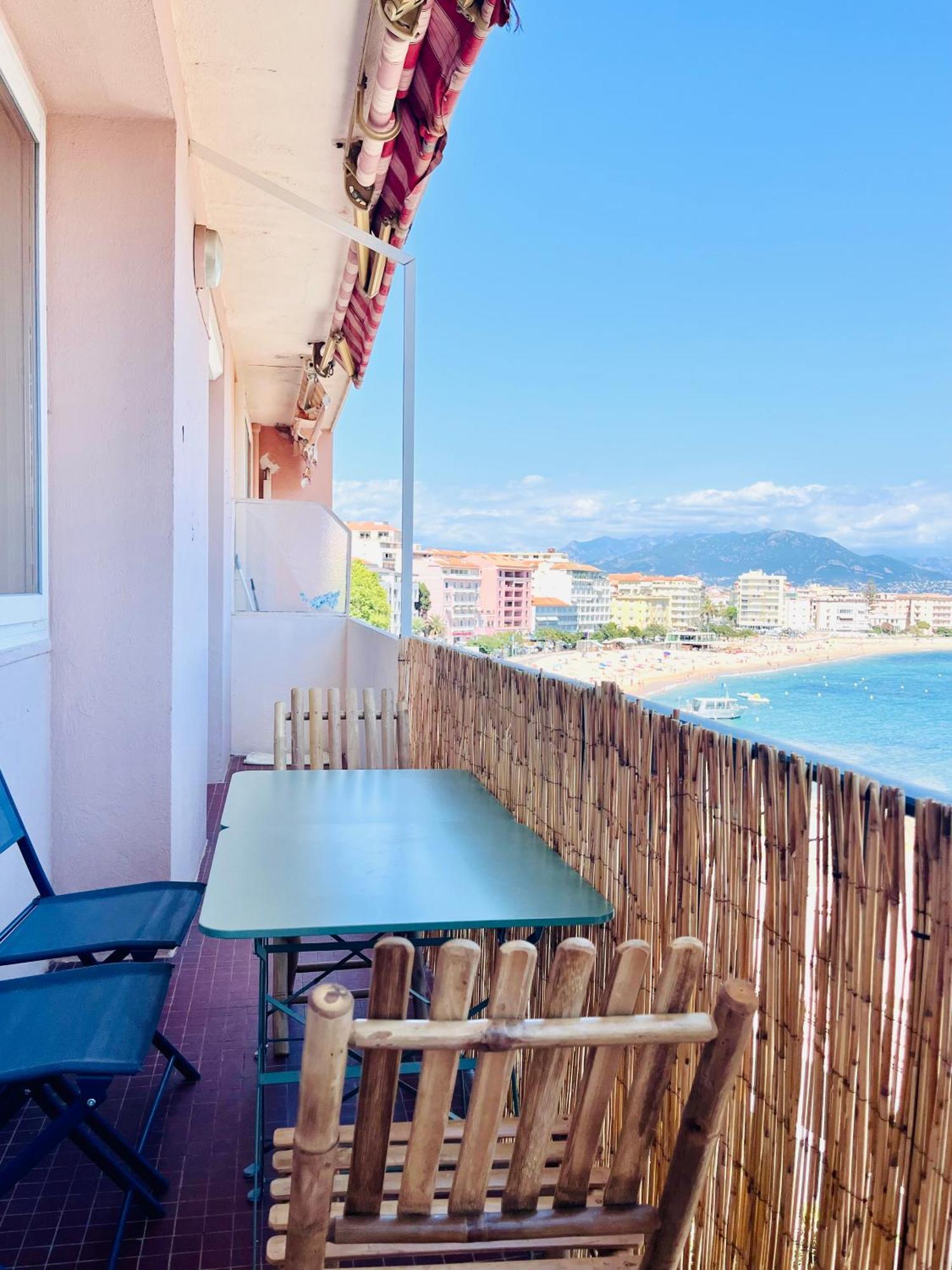 Front De Mer Beau T3 Climatise Balcon Parking Ajaccio Ajaccio  Exterior foto